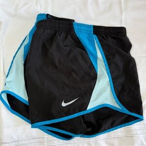 Nike 10K Women’s Black Running Shorts | Size L